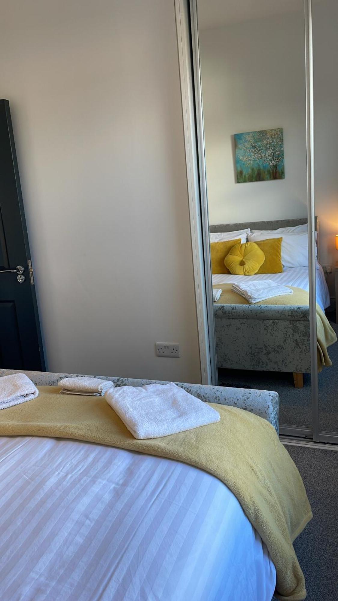 Citygo Apartments Queens Wellington เบลฟาสต์ ภายนอก รูปภาพ